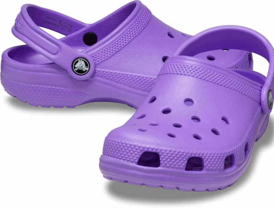 Crocs Kids' Classic Clog | Comfortable & Lightweight Children's Sandals | Waterproof & Slip-Resistant