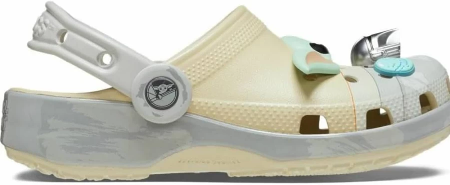 Crocs Boys Star Wars The Mandalorian Grogu Classic Clogs for Little Big Kids