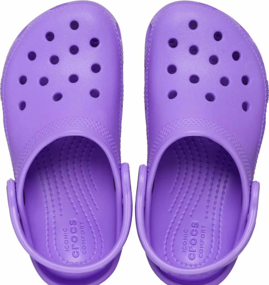 Crocs Kids' Classic Clog | Comfortable & Lightweight Children's Sandals | Water-Resistant & Easy-Clean