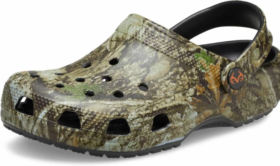 Crocs Kids Classic Realtree Camo Clogs - Unisex Children's Lightweight Comfortable Slip-On Water Shoes